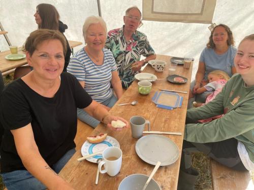 Therese 6bdb9ea2-e486-48c7-b8b0-64119a1a3b20